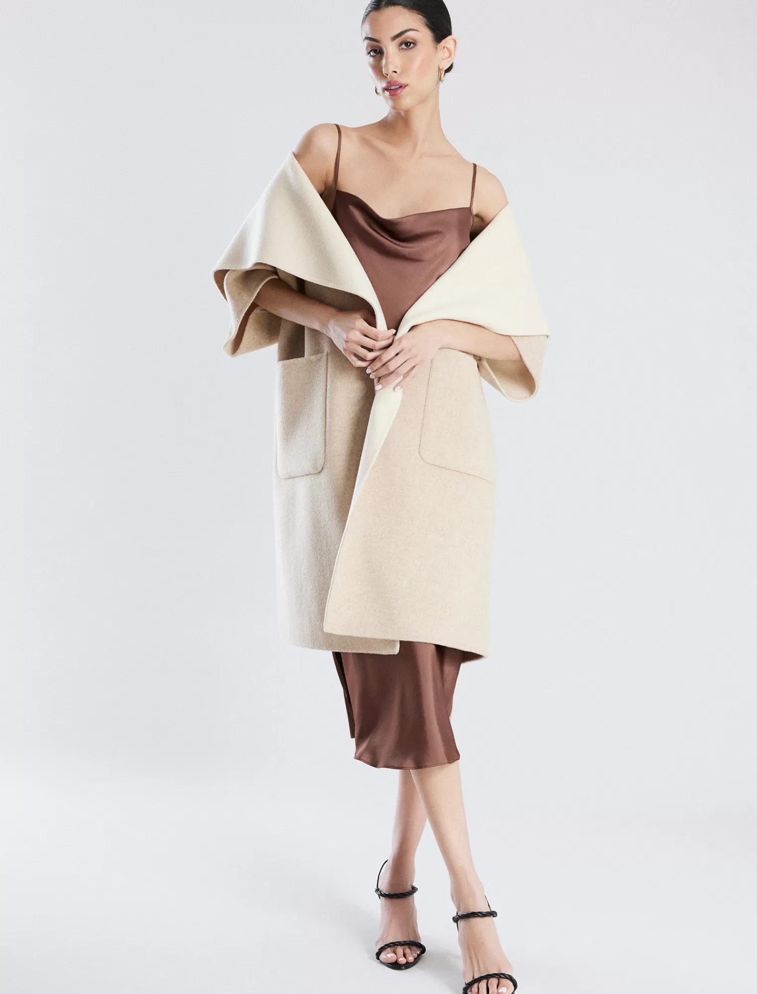 Cheap BCBGMAXAZRIA Abrigo Oversize De Lana De Manga Corta Avena
