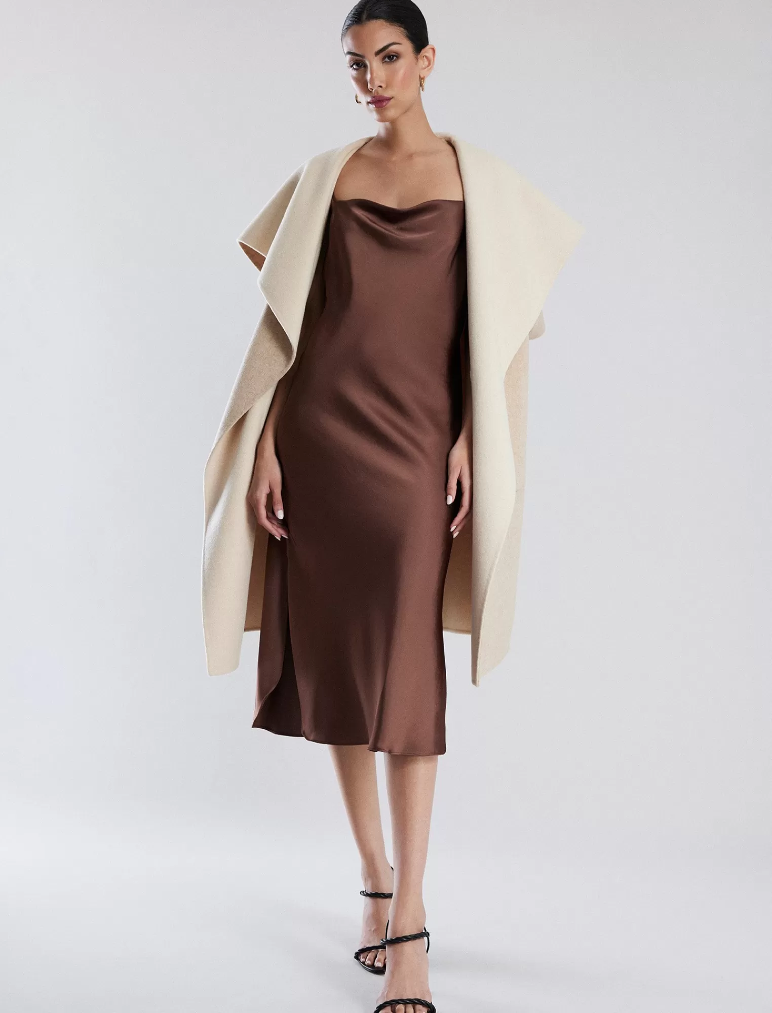 Cheap BCBGMAXAZRIA Abrigo Oversize De Lana De Manga Corta Avena