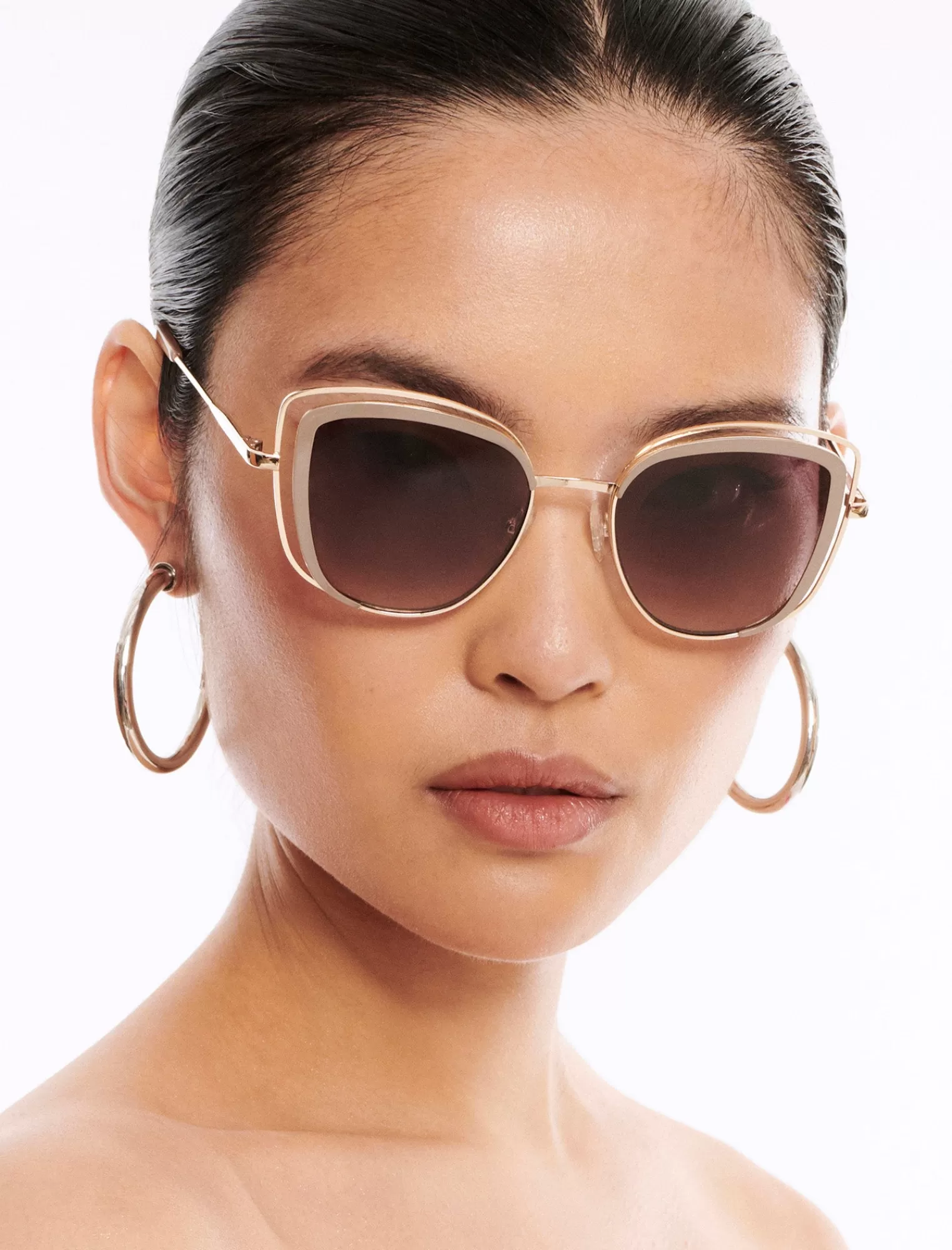 Sale BCBGMAXAZRIA Gafas De Sol Tipo Ojo De Gato Ventiladas Oro Claro/Topo
