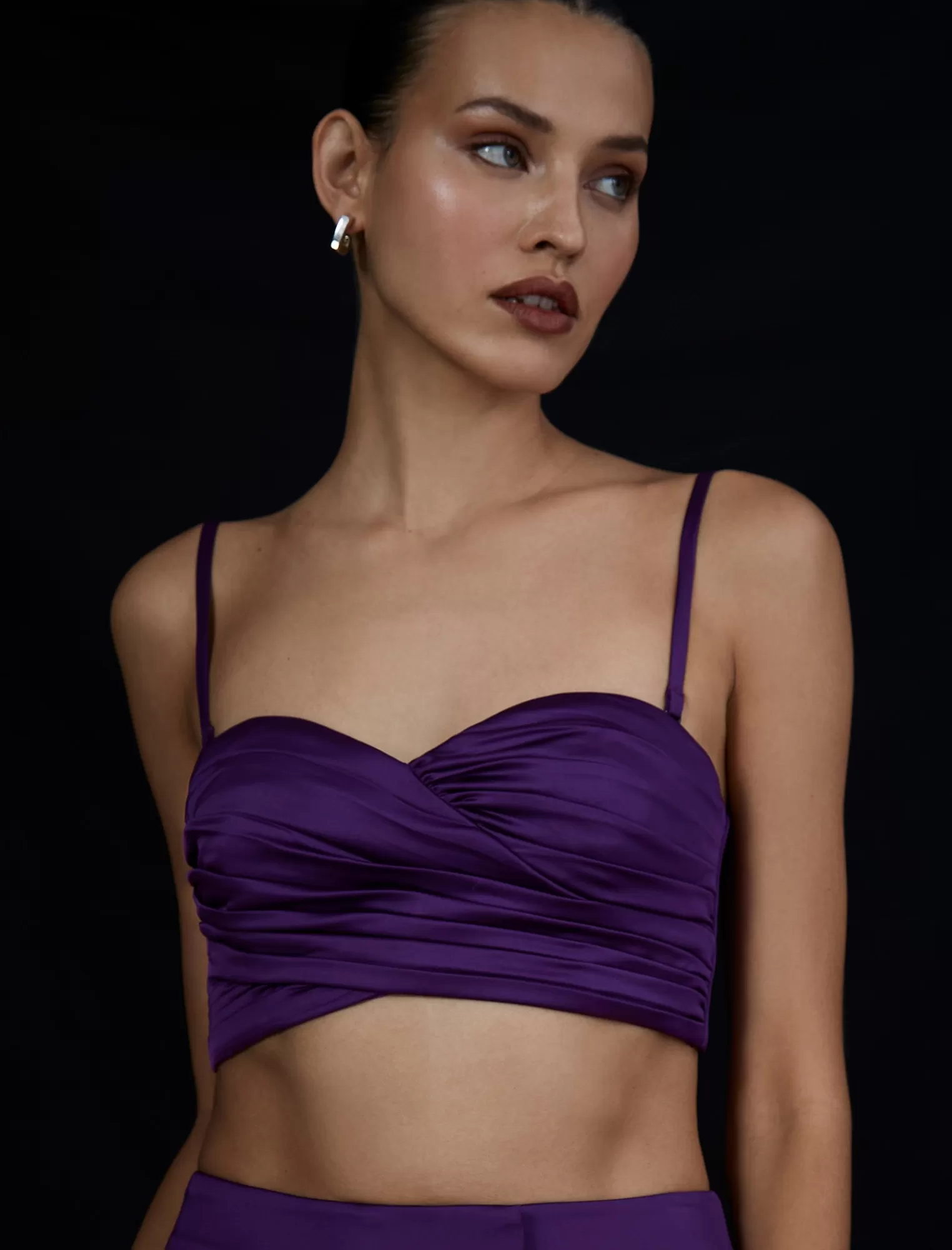 Fashion BCBGMAXAZRIA Top Corto Fruncido En Forma De Corazon Purpura