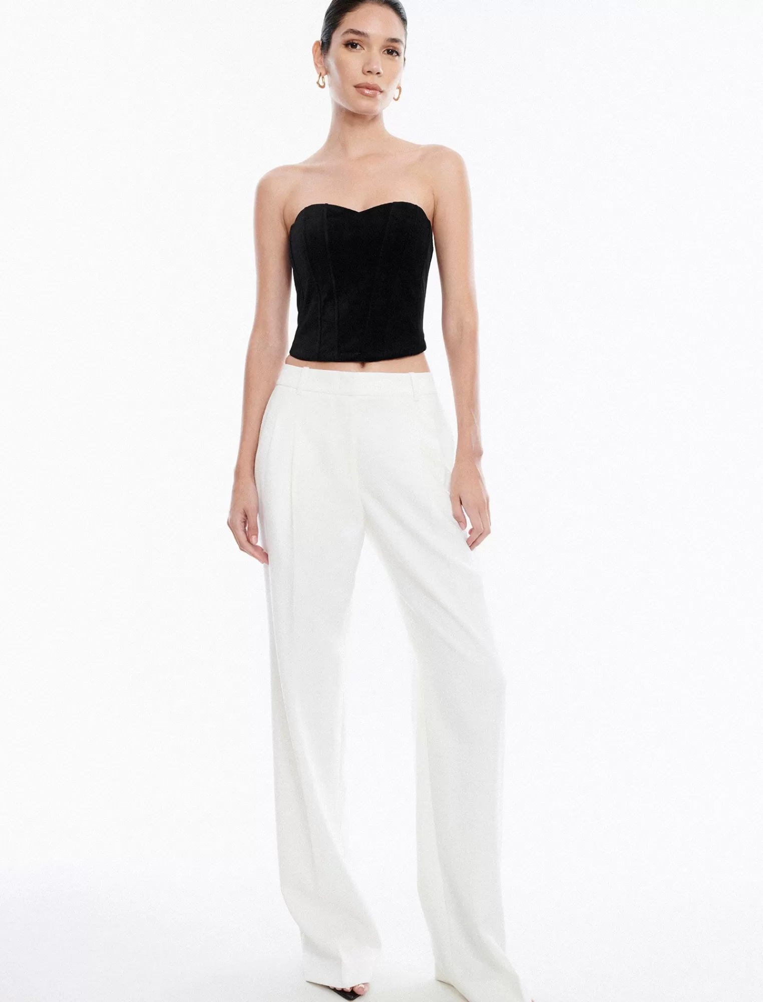 Best BCBGMAXAZRIA Top Tipo Corpino De Terciopelo Con Escote Corazon Negro